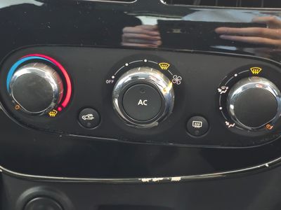 2014 Renault Clio