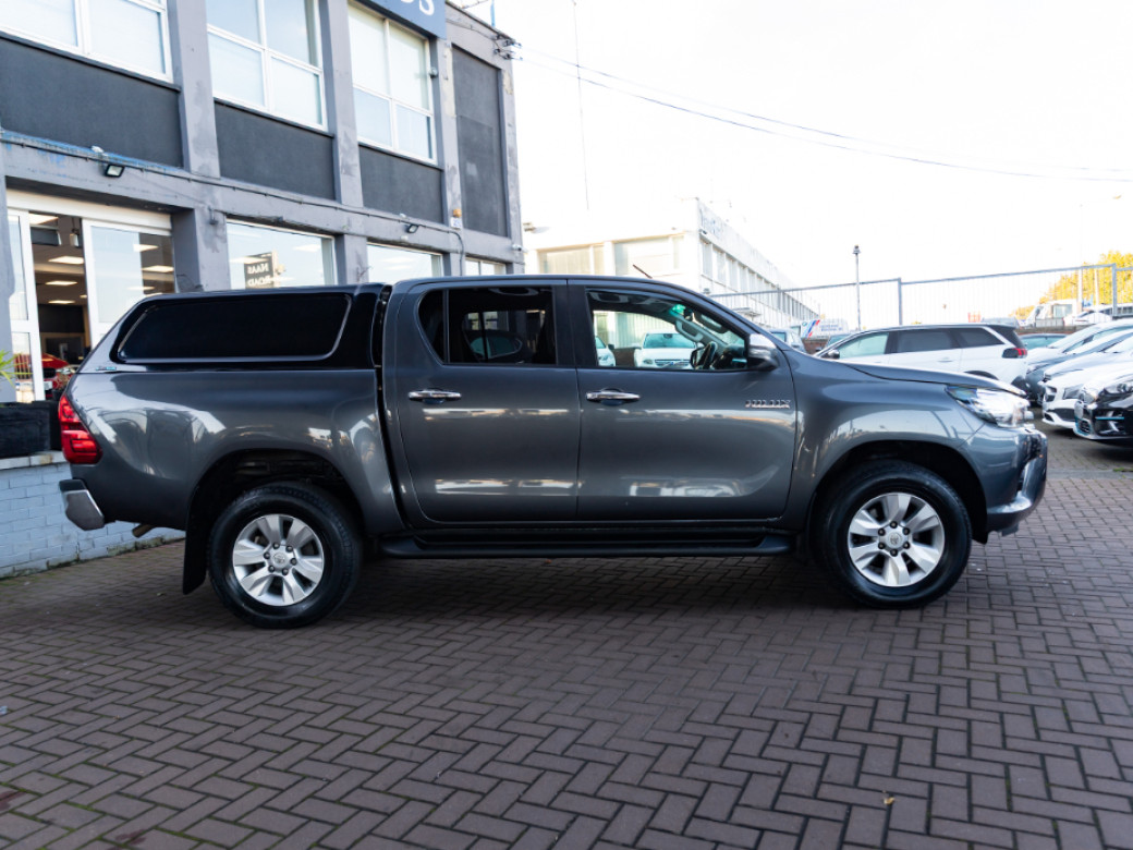 2020 Toyota Hilux