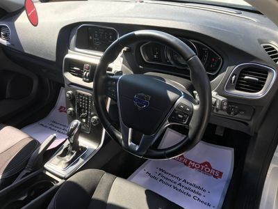 2016 Volvo V40