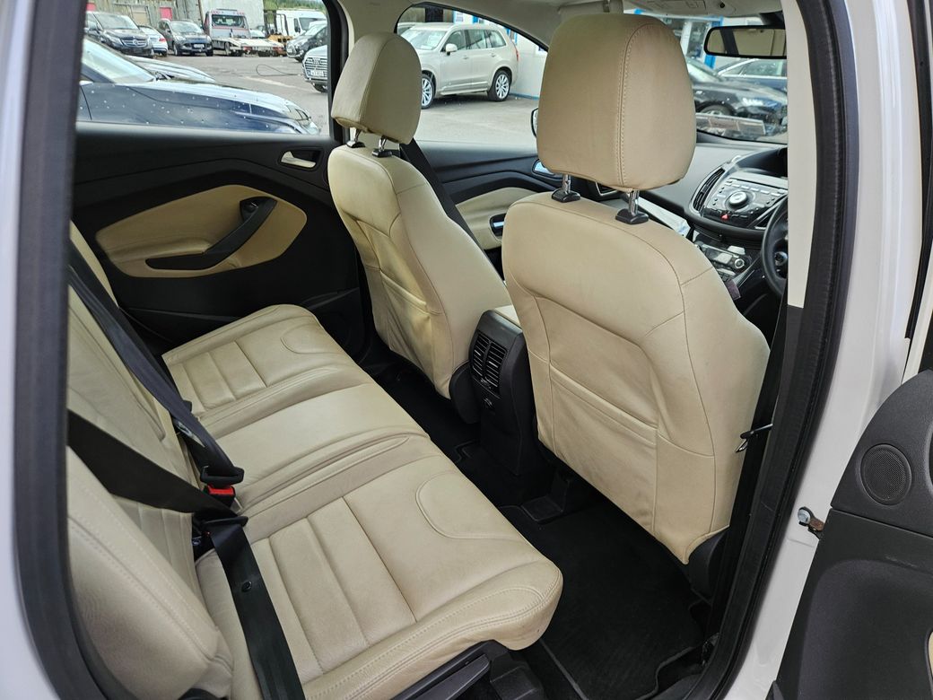 2015 Ford Kuga