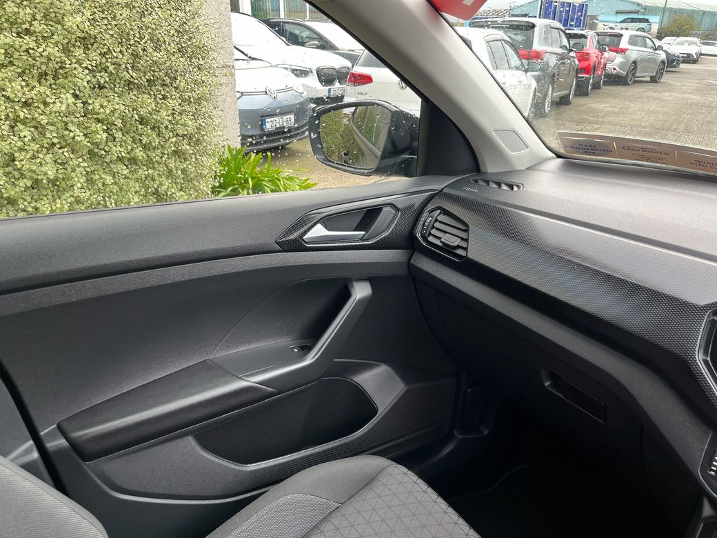 2023 Volkswagen T-Cross