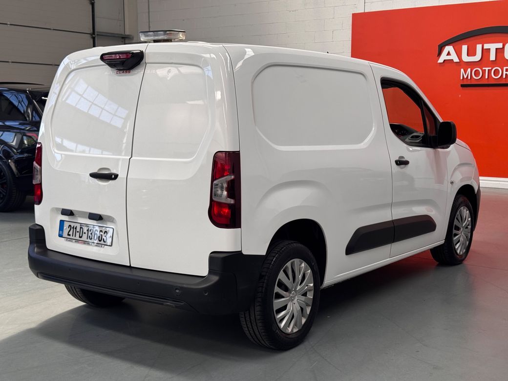 2021 Peugeot Partner