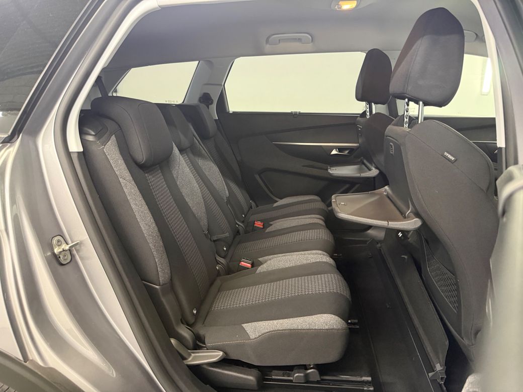 2019 Peugeot 5008