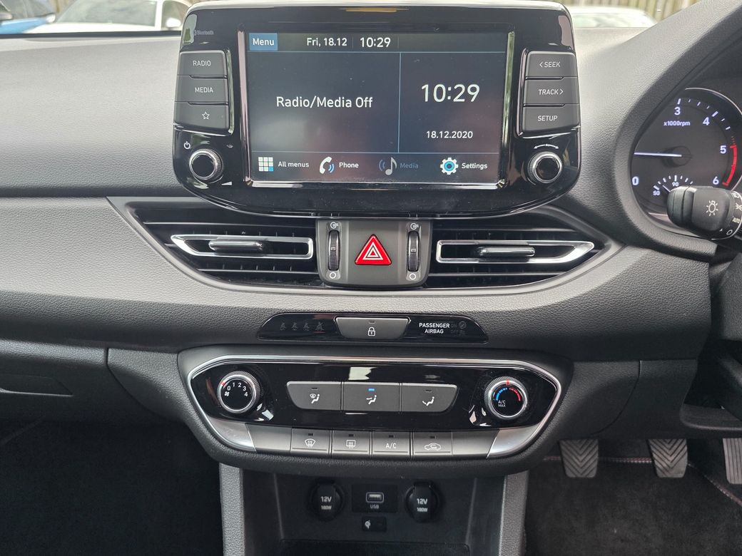 2022 Hyundai i30