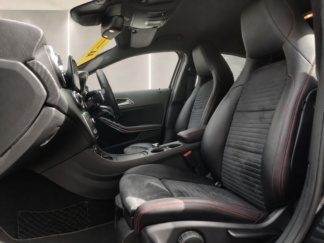 2016 Mercedes-Benz A 180