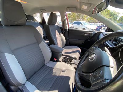 2017 Toyota Auris