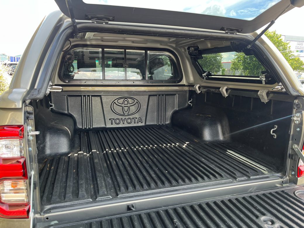 2025 Toyota Hilux