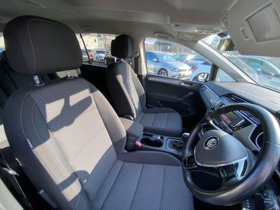 2016 Volkswagen Touran