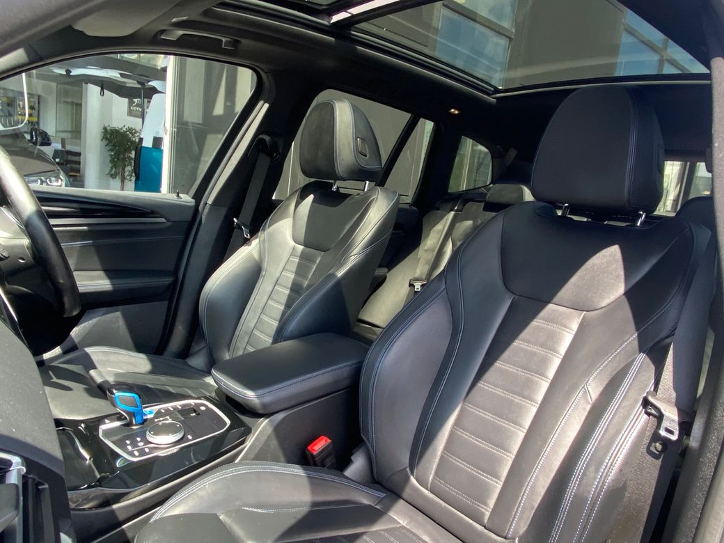 2022 BMW iX3