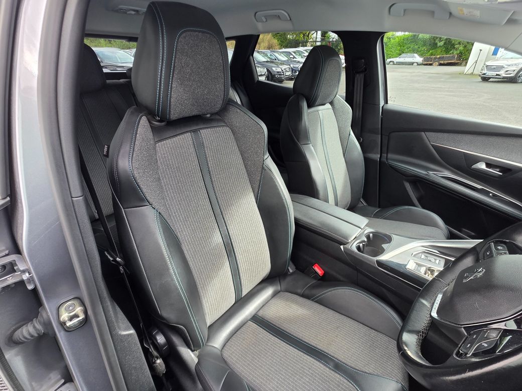 2021 Peugeot 3008