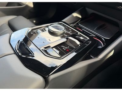 2025 BMW 5 Series
