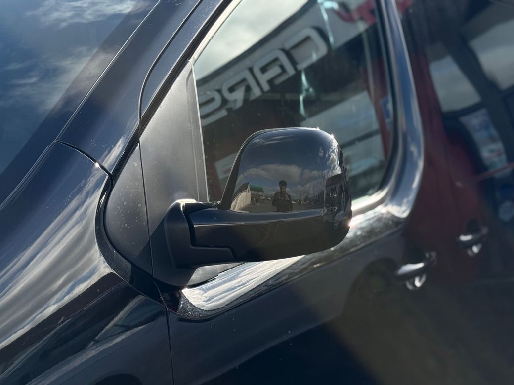 2023 Vauxhall Vivaro