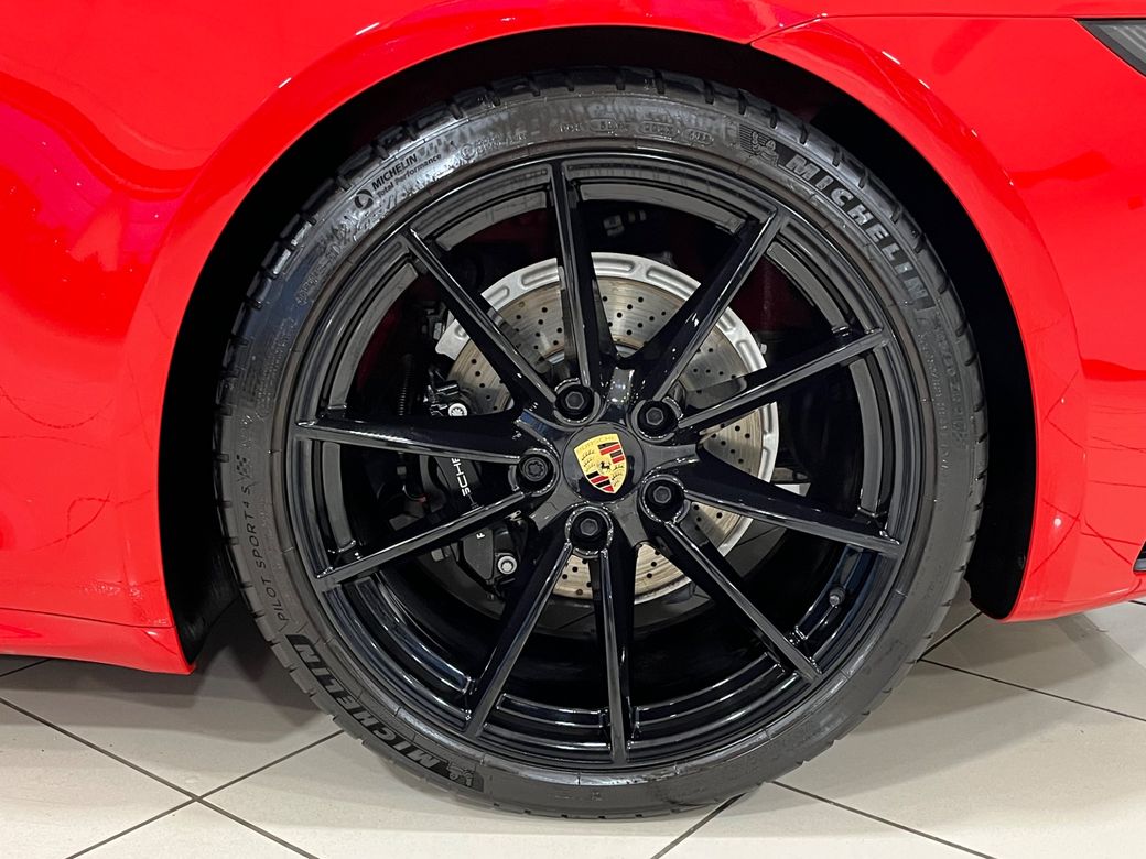 2023 Porsche 911