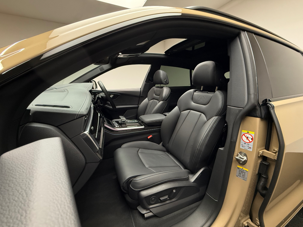 2025 Audi Q8