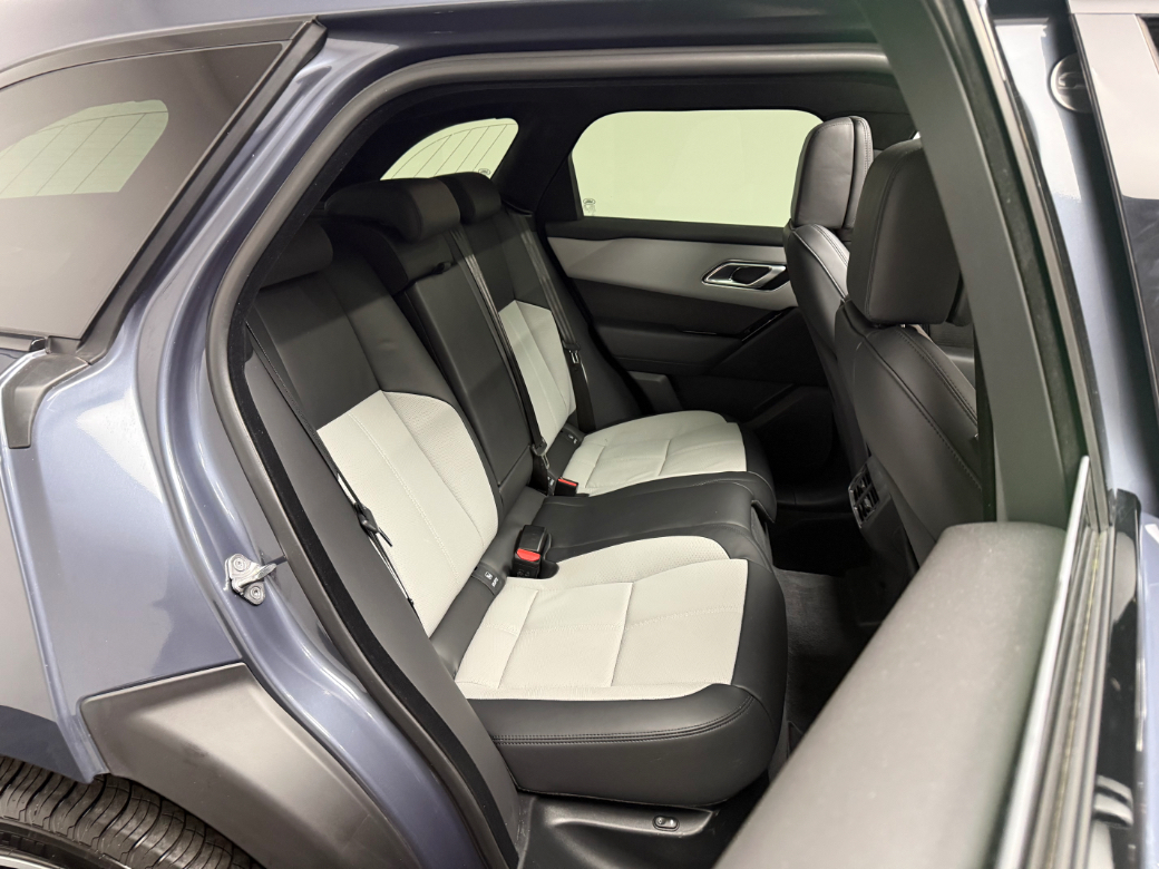 2025 Land Rover Range Rover Velar