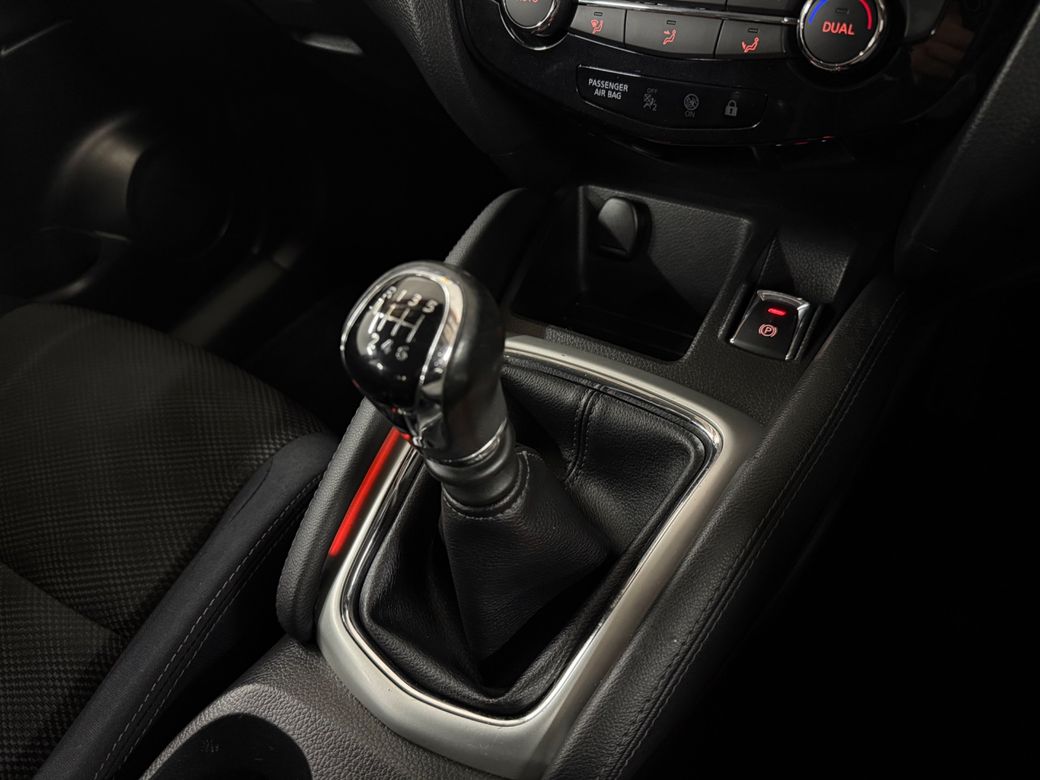 2014 Nissan Qashqai