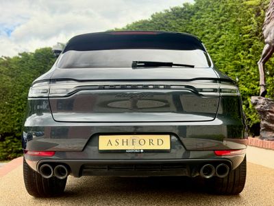 2021 Porsche Macan