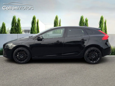 2016 Volvo V40