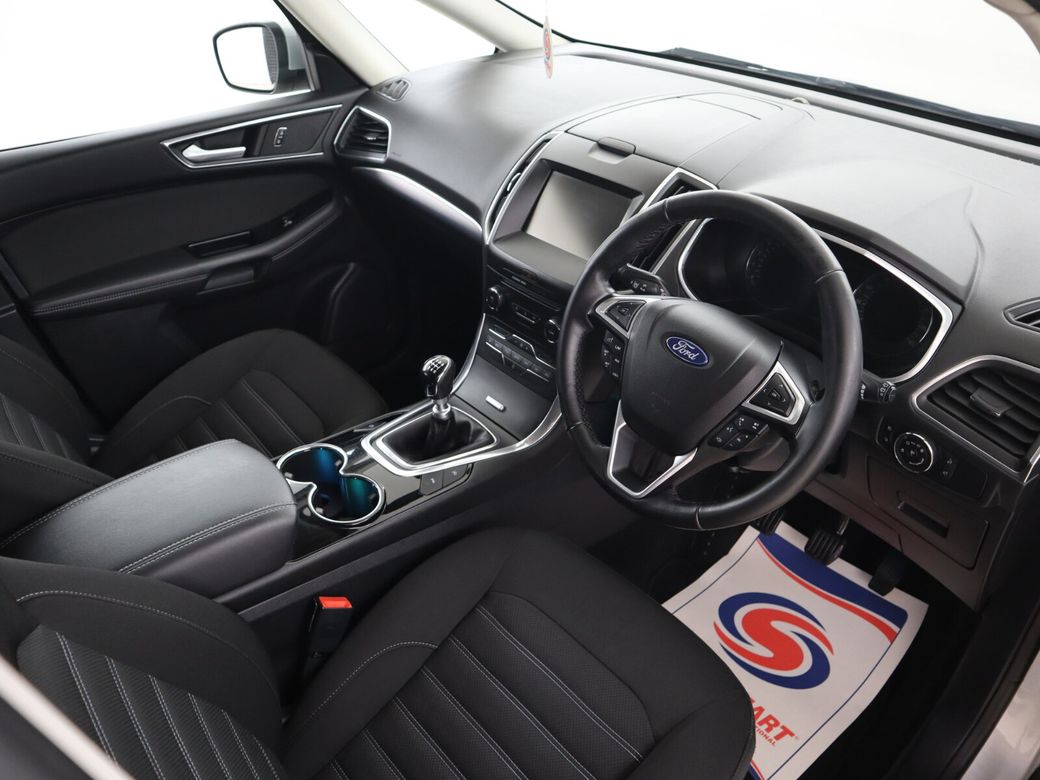 2016 Ford Galaxy
