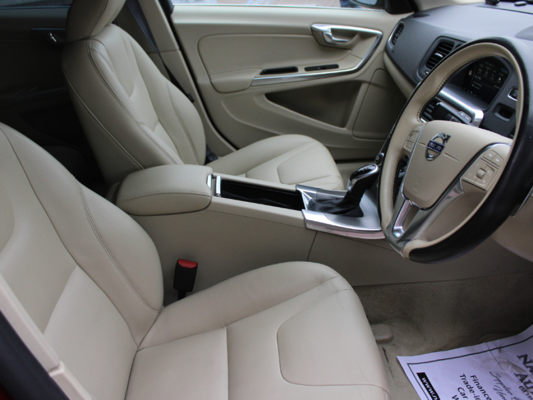 2016 Volvo V60