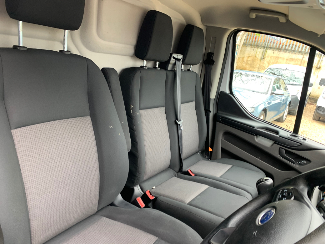 2022 Ford Transit Custom