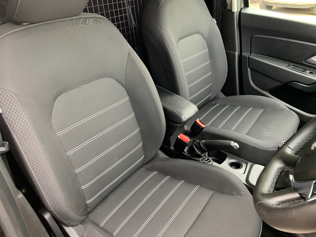 2023 Dacia Duster