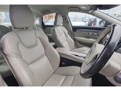 2017 Volvo S90