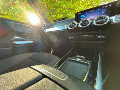 2025 Mercedes-Benz EQB