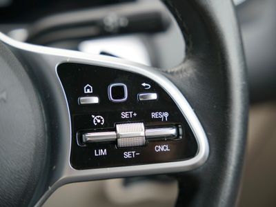2023 Mercedes-Benz GLB Class