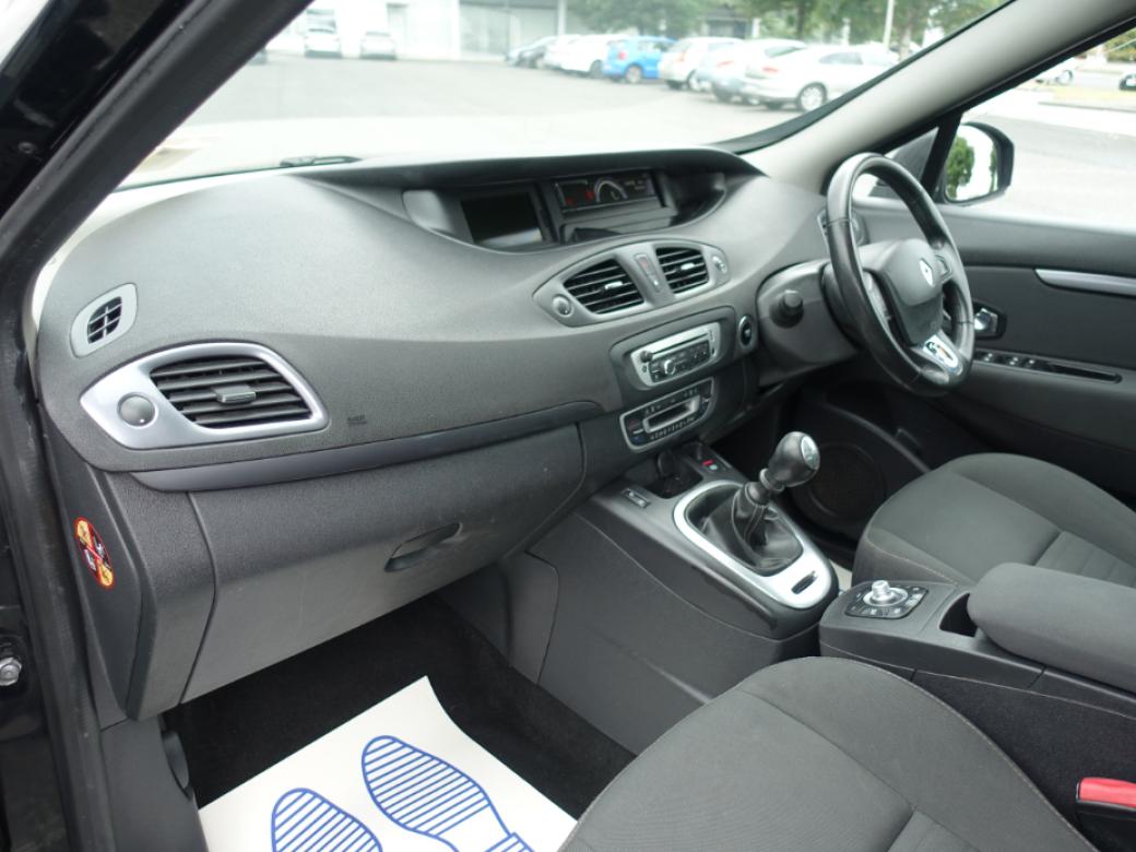 2016 Renault Grand Scenic