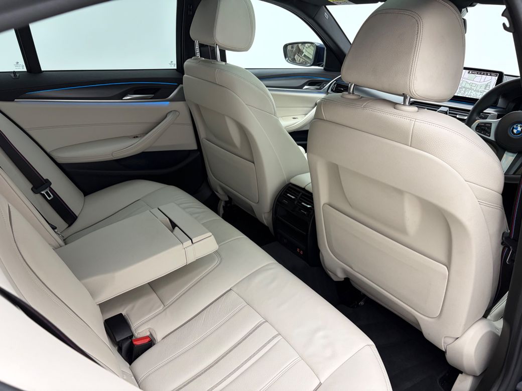 2021 BMW 5 Series