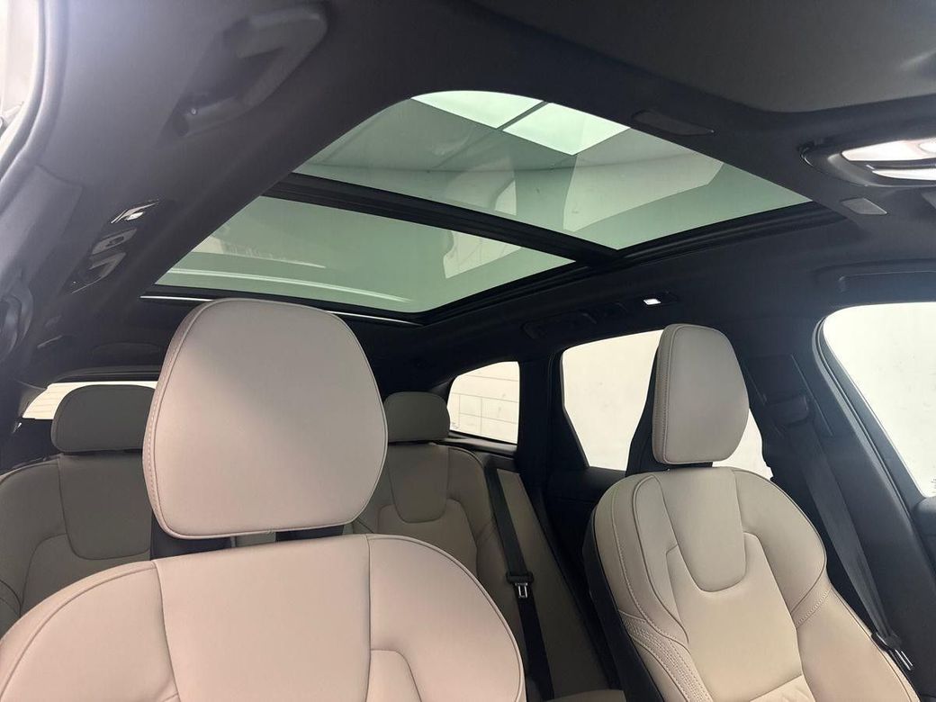 2025 Volvo XC60