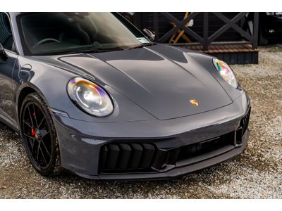 2025 Porsche 911