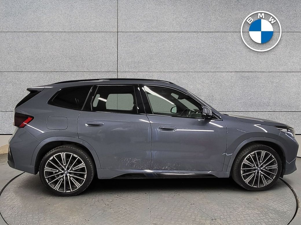 2023 BMW X1