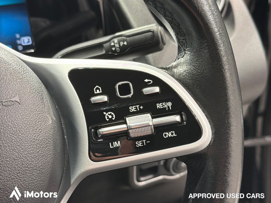 2021 Mercedes-Benz GLB Class