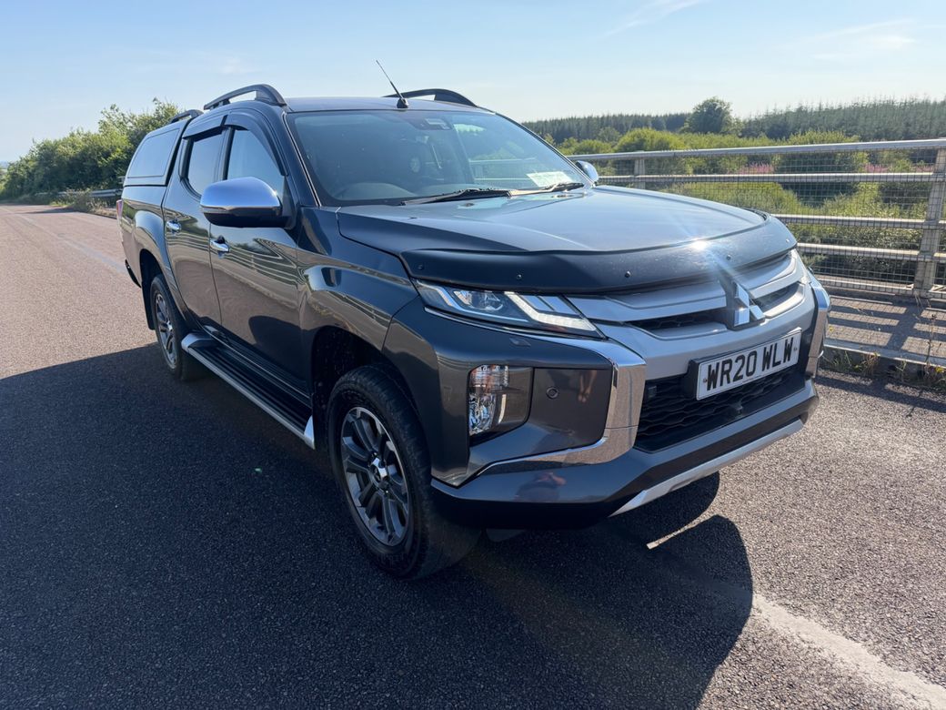 2020 Mitsubishi L200