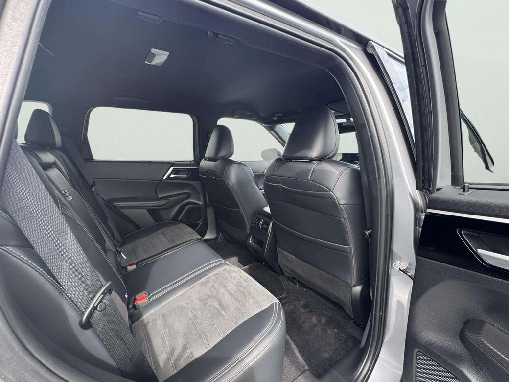 2023 Mitsubishi Outlander
