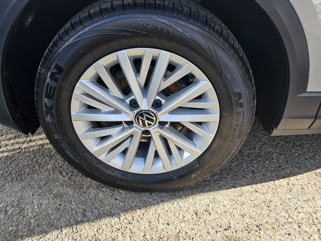 2023 Volkswagen T-Roc