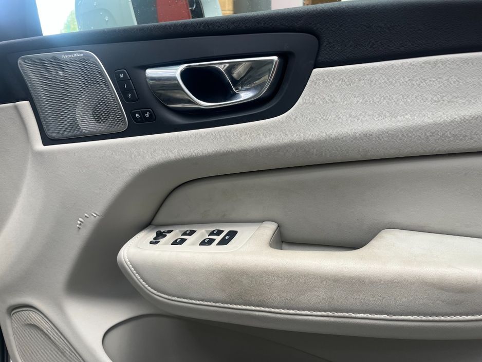 2021 Volvo XC60