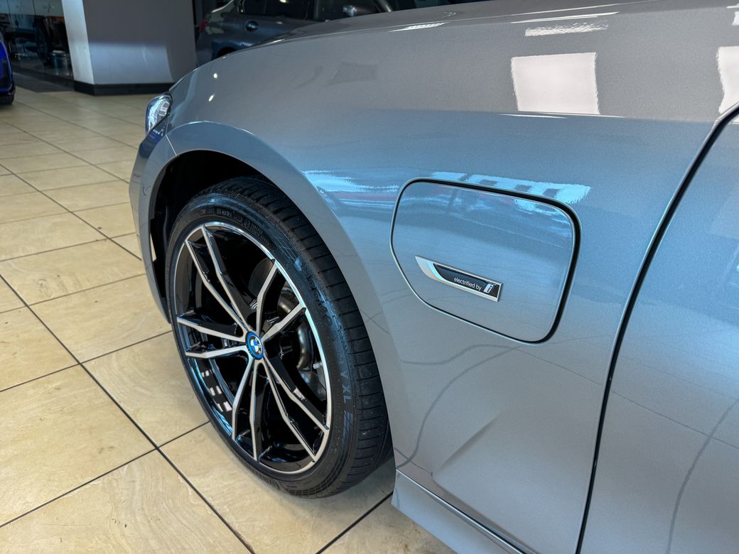 2024 BMW 3 Series