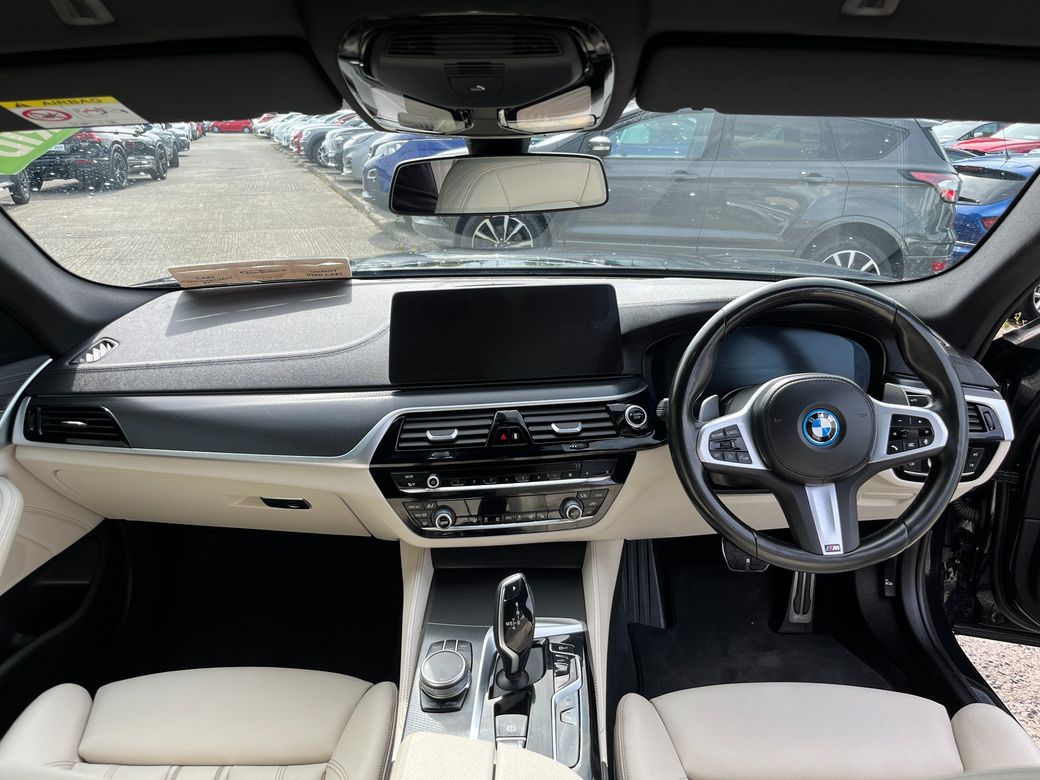 2022 BMW 5 Series