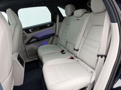 2022 Porsche Cayenne