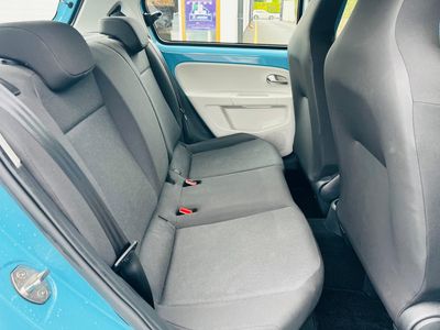 2019 Volkswagen up!