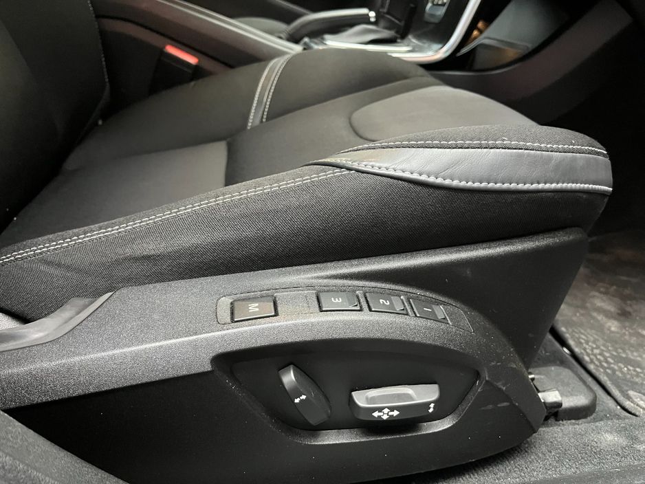 2018 Volvo V40