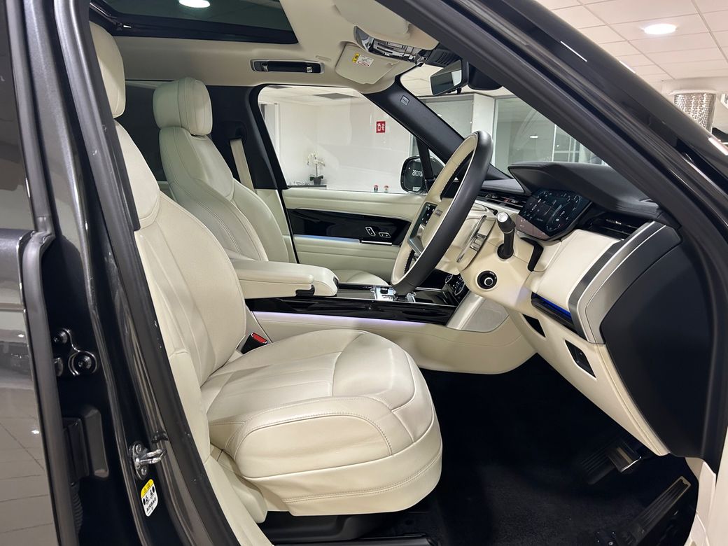 2023 Land Rover Range Rover