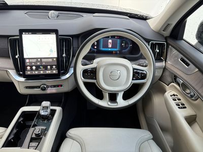 2025 Volvo XC90
