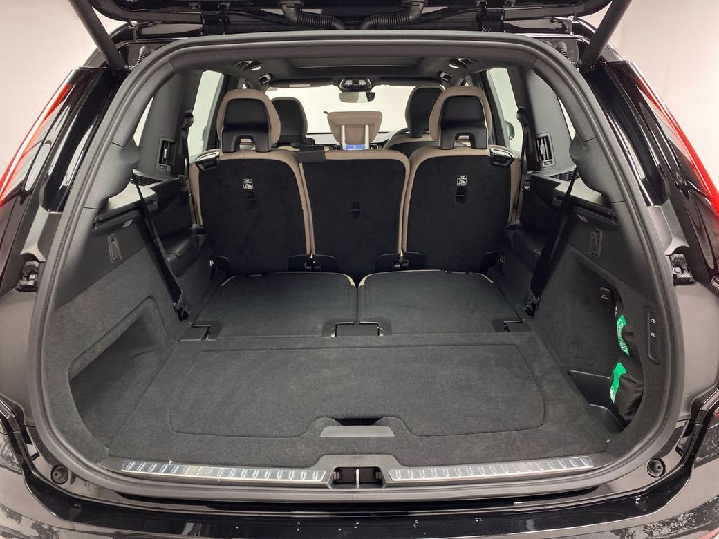 2025 Volvo XC90