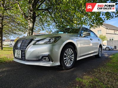 2016 Toyota Crown