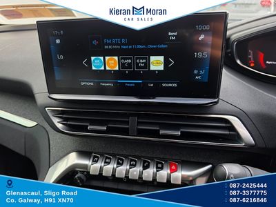 2022 Peugeot 5008