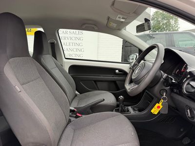 2015 Volkswagen up!
